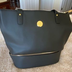 Beautiful Black Leather Handbag/Tote